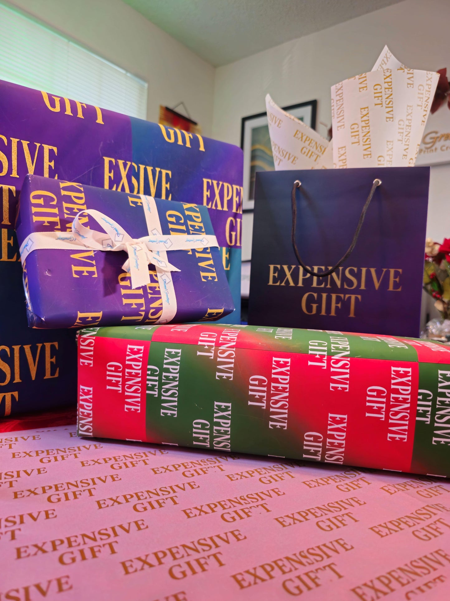 EXPENSIVE GIFT — Luxury Gift Presentation Collection