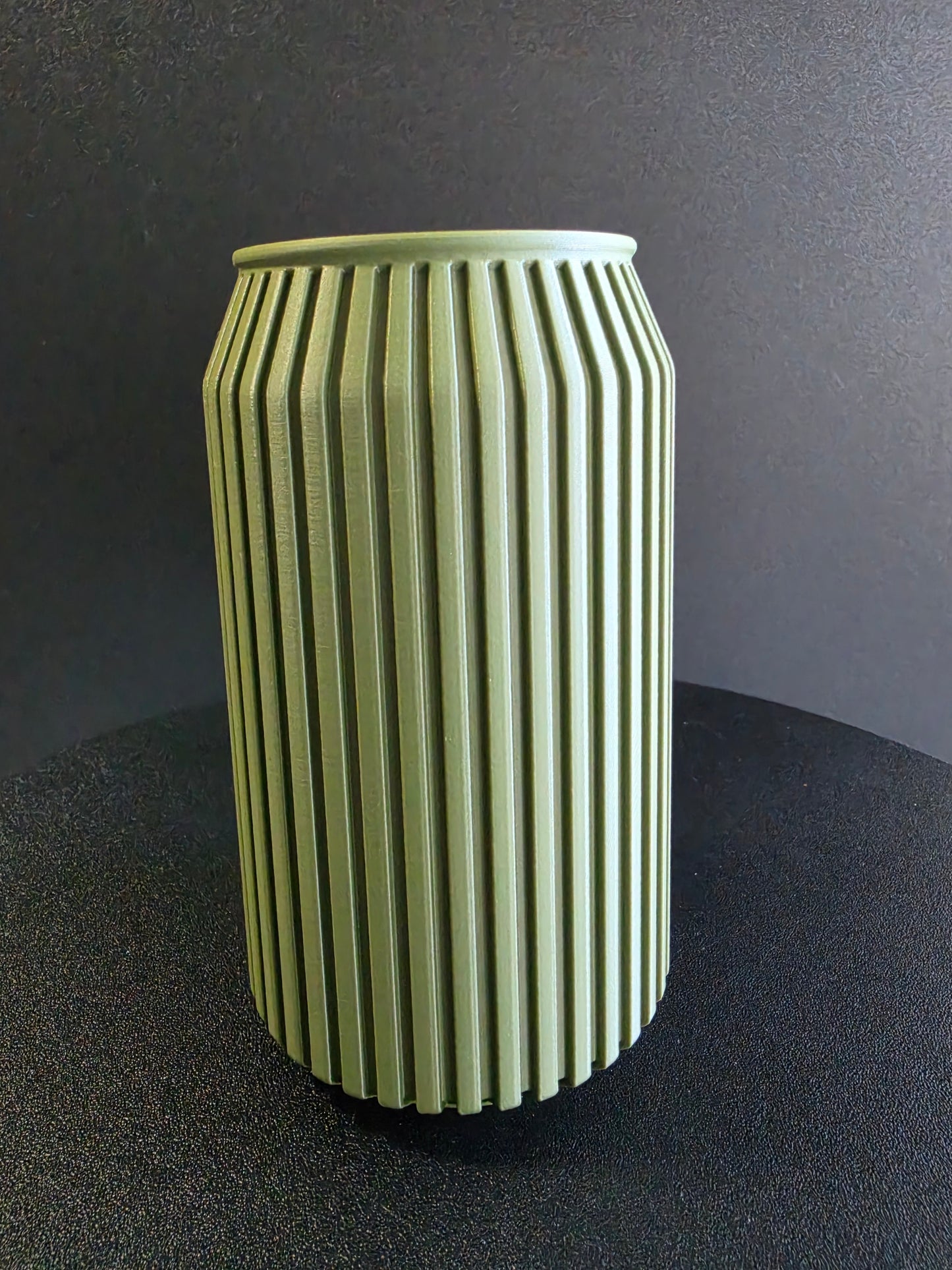 Ribbed Straw Organizer — Japandi-Inspired Soda Can Style Holder