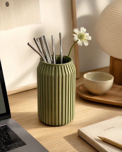 Ribbed Straw Organizer — Japandi-Inspired Soda Can Style Holder